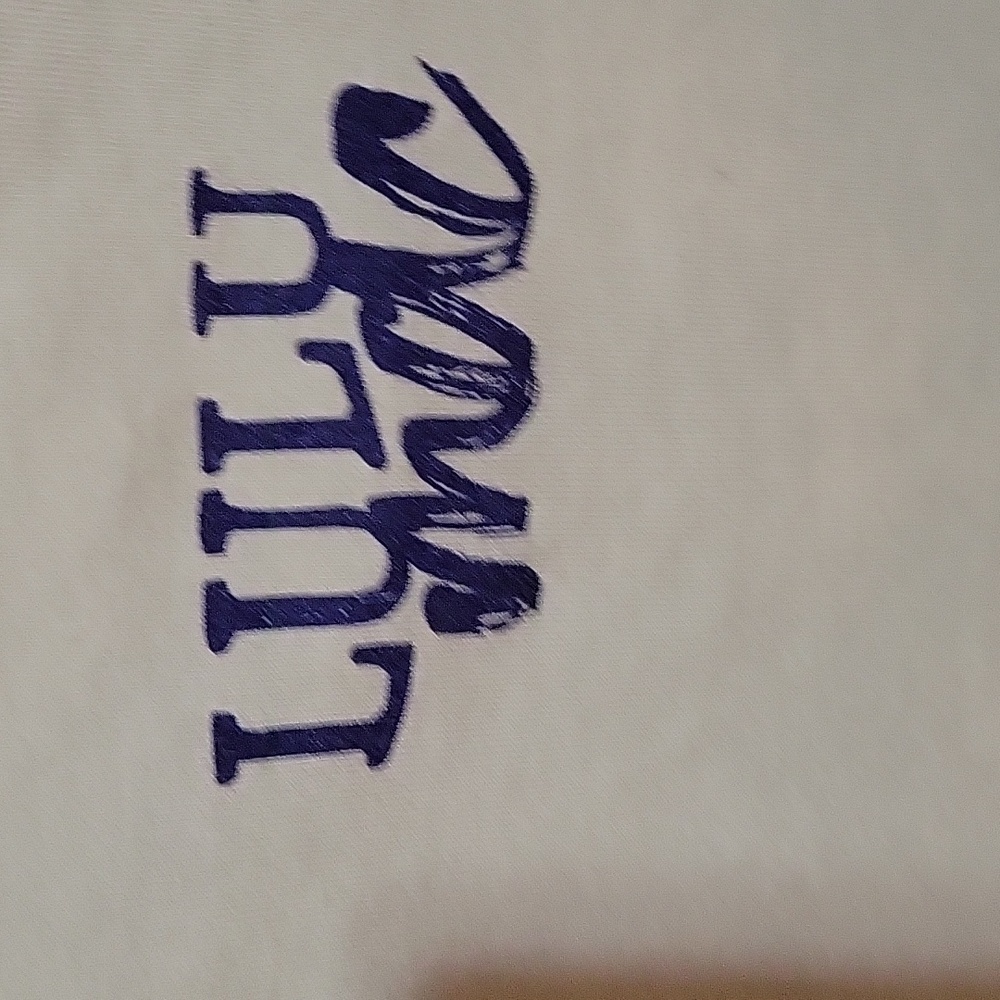 Shirt - Picture 4 of 5